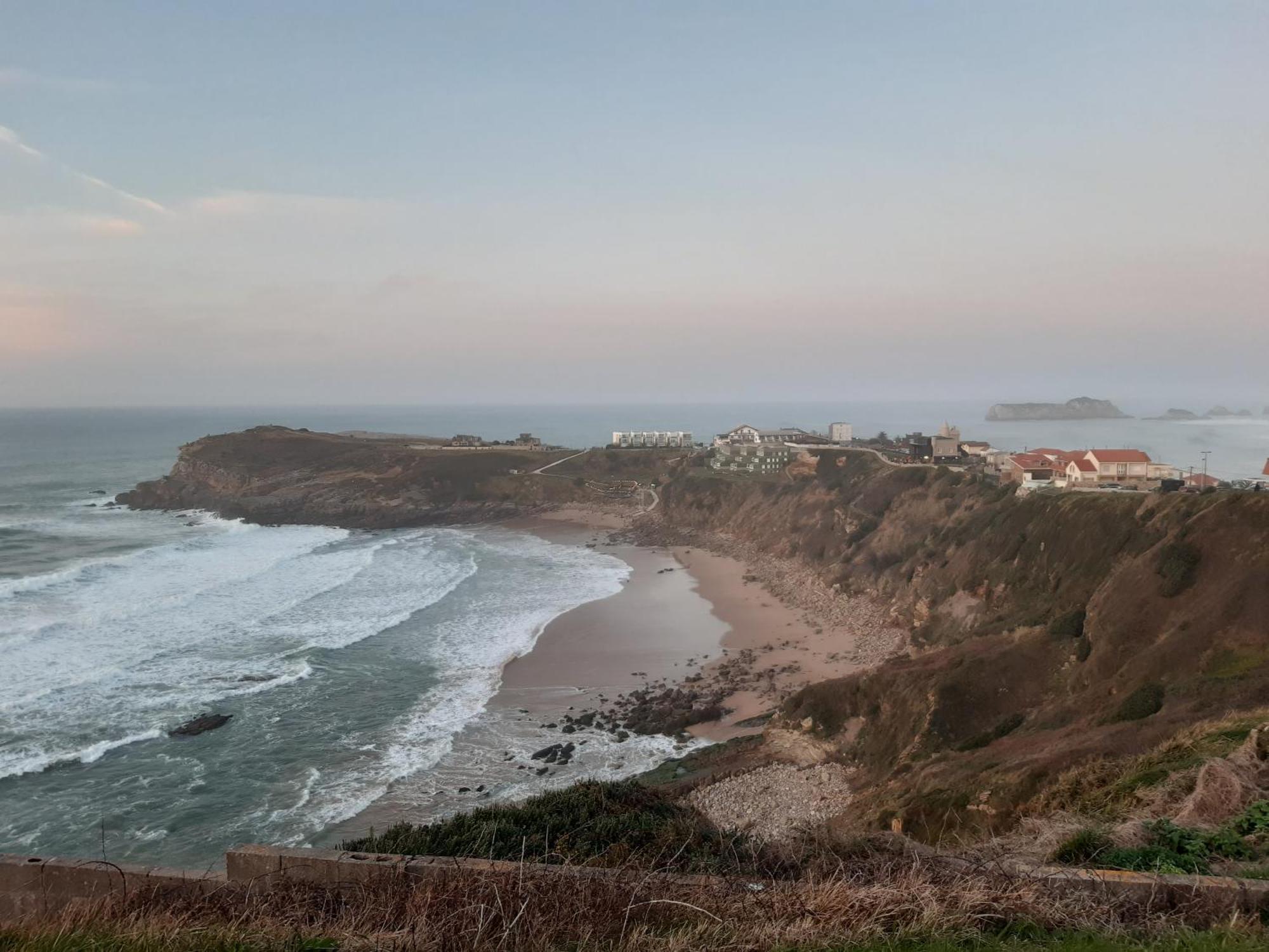 Apartamento Con vistas al mar y aparcamiento gratis Suances Exterior foto
